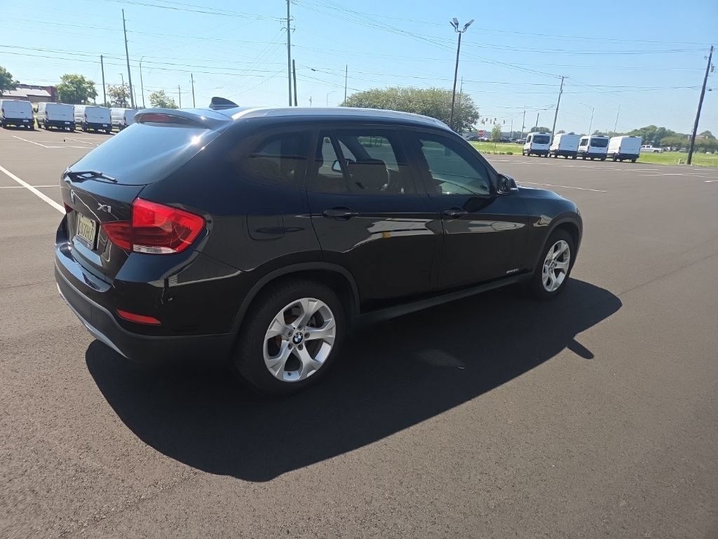 Used 2015 BMW X1 sDrive28i RWD image 12