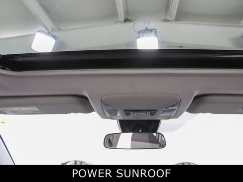 Used 2023 Toyota RAV4 XLE w/ Convenience Package FWD image 21