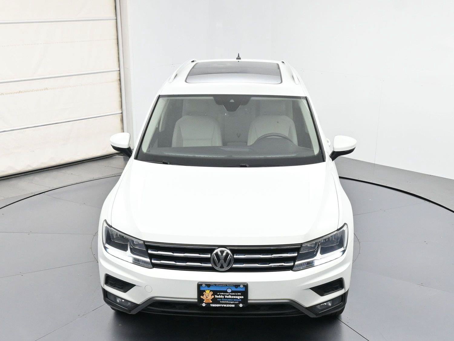 Used 2020 Volkswagen Tiguan SEL w/ 3rd Row Seat Package AWD/4WD image 35