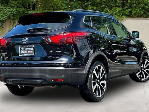 Used 2019 Nissan Rogue Sport SL w/ Premium Package AWD/4WD image 6