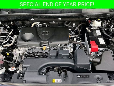 Used 2024 Toyota RAV4 XLE image 29