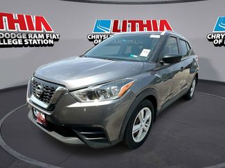 Used 2019 Nissan Kicks S FWD video 1