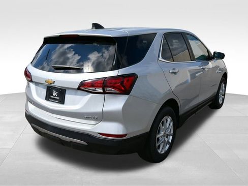 Used 2022 Chevrolet Equinox LT AWD/4WD image 8