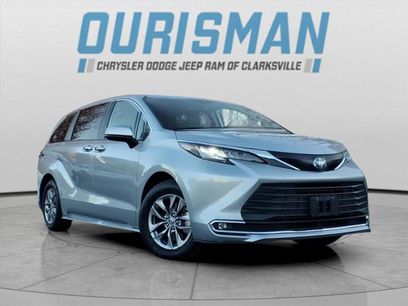 Used 2023 Toyota Sienna XLE