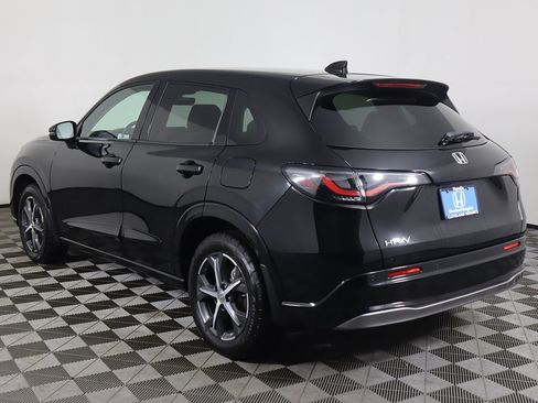 Used 2023 Honda HR-V EX-L image 9