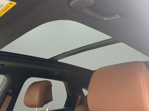 New 2026 Genesis GV70 2.5T Advanced image 15