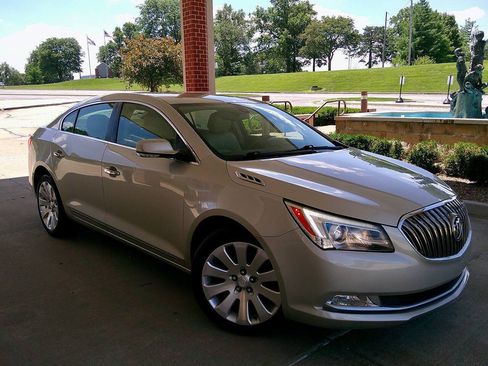 Used 2014 Buick LaCrosse Leather AWD/4WD image 3