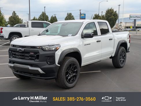 New 2026 Chevrolet Colorado Trail Boss AWD/4WD image 1