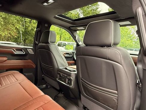Used 2026 GMC Sierra 1500 Denali Ultimate AWD/4WD image 34