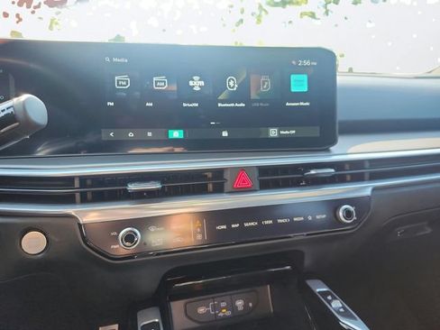 Certified 2026 Kia Sorento SX Prestige AWD/4WD image 19