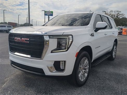 Used 2024 GMC Yukon SLE w/ Gmc Pro Safety Plus Package image 9