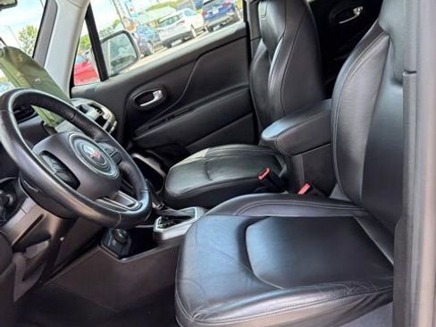 Used 2021 Jeep Renegade Limited AWD/4WD image 12