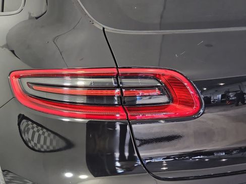Used 2016 Porsche Macan S AWD/4WD image 32