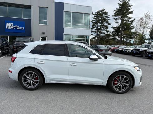 Used 2024 Audi SQ5 Premium Plus w/ Premium Plus Package AWD/4WD image 5