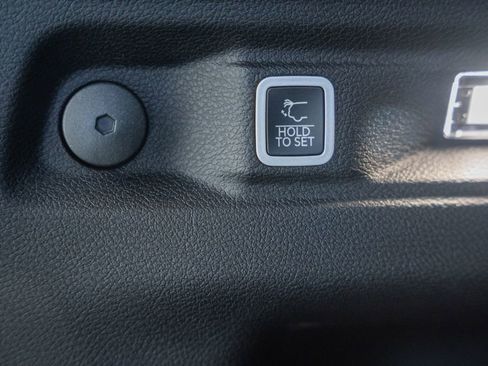 New 2026 Jeep Grand Cherokee L Laredo AWD/4WD image 11