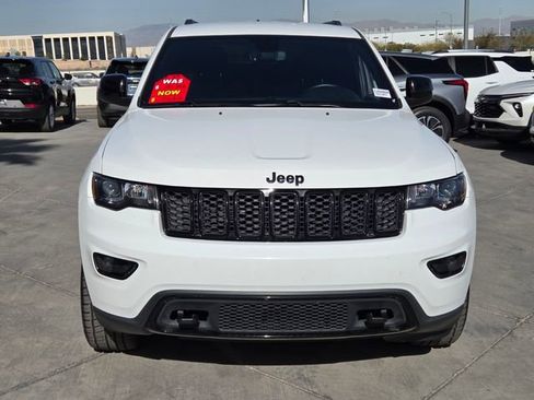 Used 2019 Jeep Grand Cherokee Laredo image 8