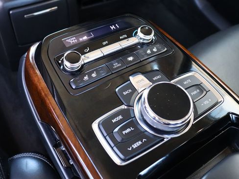 Used 2019 Genesis G90 5.0 Ultimate RWD image 34