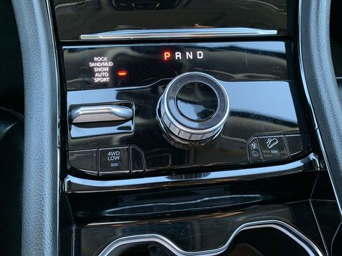 Used 2023 Jeep Grand Cherokee 4WD 4xe image 27