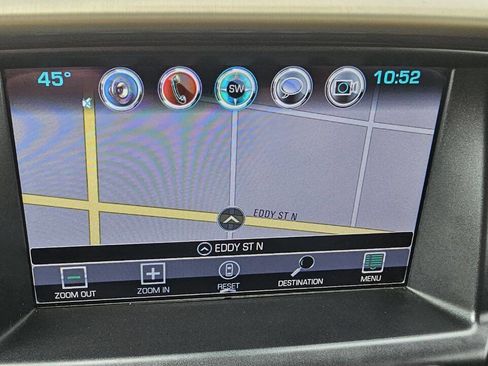 Used 2018 GMC Canyon Denali image 10