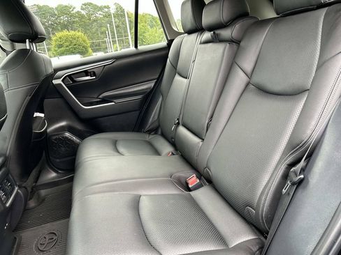 Used 2025 Toyota RAV4 XLE w/ Convenience Package AWD/4WD image 17