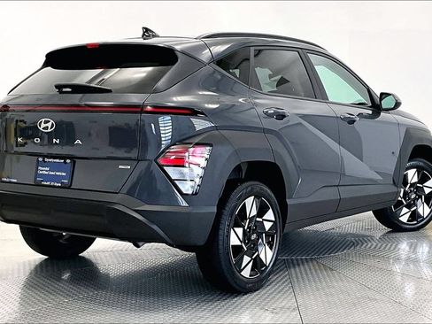 Certified 2024 Hyundai Kona SEL AWD/4WD image 2