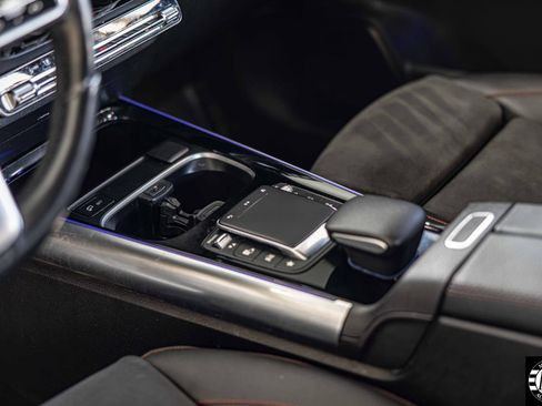 Used 2023 Mercedes-Benz GLA 250 4MATIC image 32