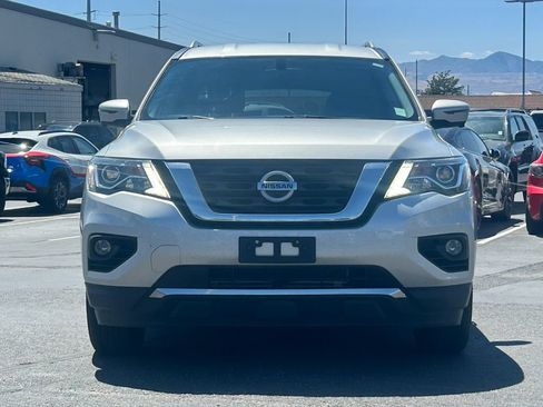 Used 2020 Nissan Pathfinder SL AWD/4WD image 10
