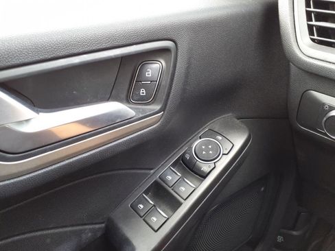 Used 2021 Ford Escape SE w/ Cold Weather Package image 21