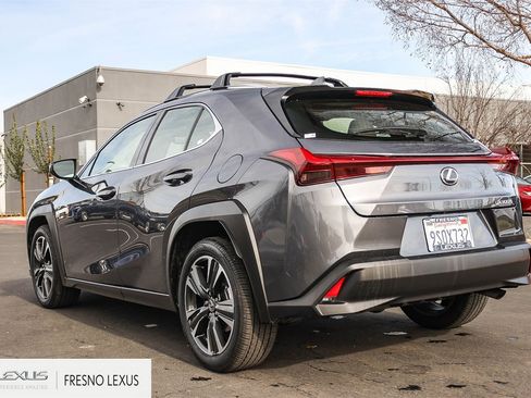 Used 2025 Lexus UX 300h FWD image 4