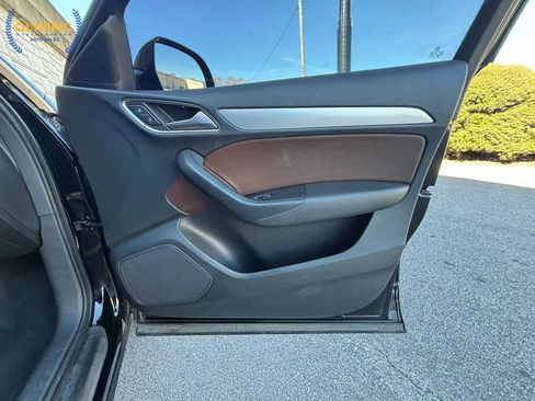 Used 2017 Audi Q3 2.0T Premium Plus w/ Premium Plus Package image 45