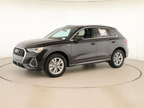 New 2025 Audi Q3 2.0T Premium image 13