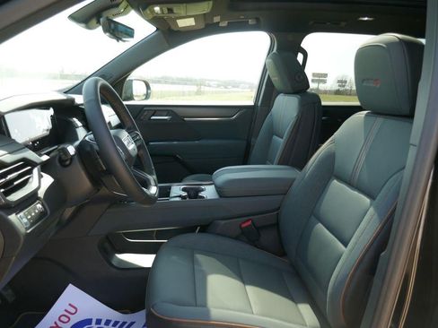 New 2026 GMC Acadia AT4 AWD/4WD image 16
