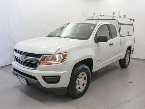Used 2017 Chevrolet Colorado W/T RWD image 6