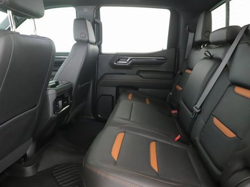 Used 2022 GMC Sierra 1500 AT4 w/ AT4 Premium Package image 28