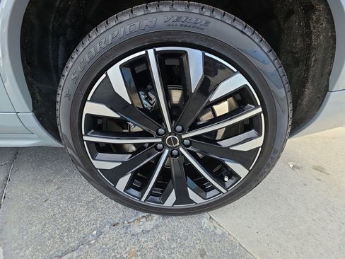 New 2026 Volvo XC90 B6 Ultra image 38