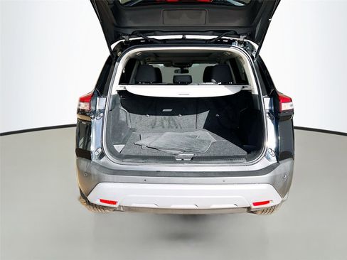 Used 2021 Nissan Rogue SV image 28