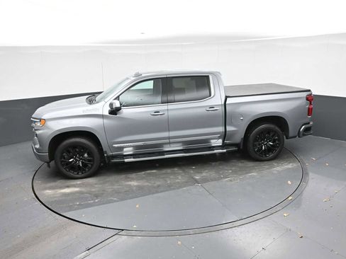 Used 2024 Chevrolet Silverado 1500 High Country w/ Technology Package image 26