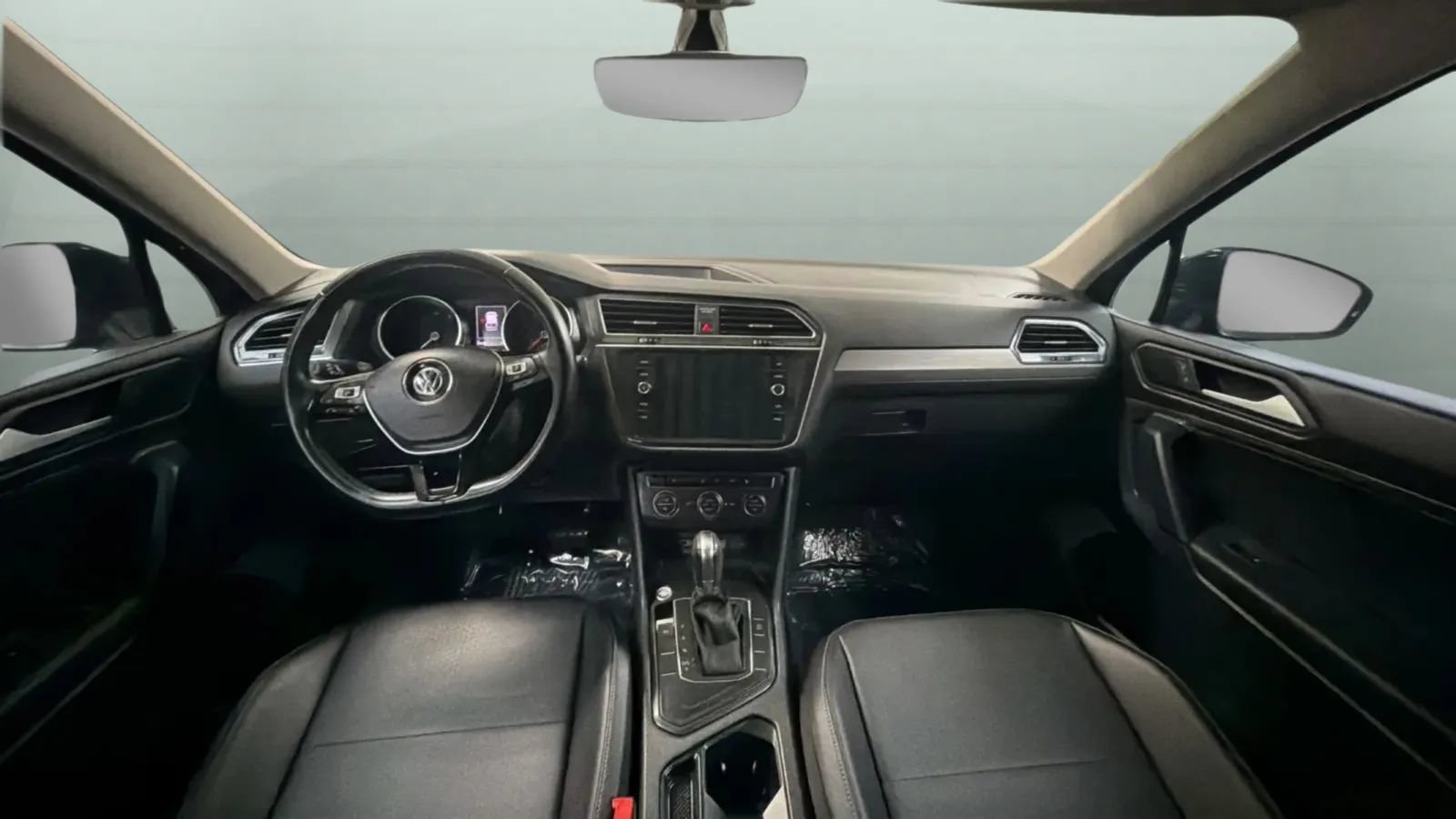 Used 2019 Volkswagen Tiguan S FWD image 9