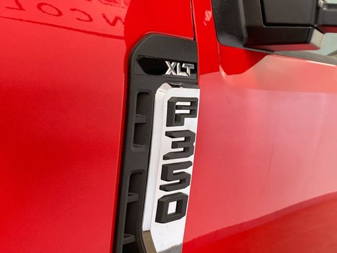 New 2026 Ford F350 XLT w/ FX4 Off-Road Package AWD/4WD image 15