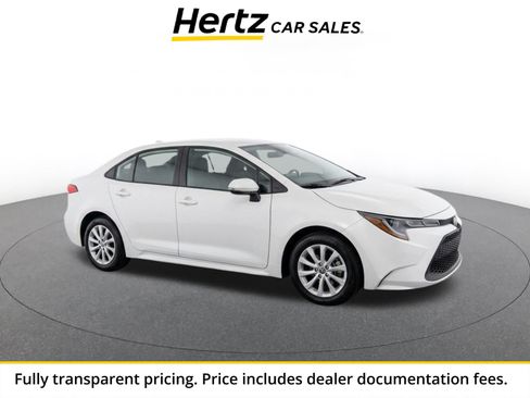 Used 2025 Toyota Corolla LE FWD image 1