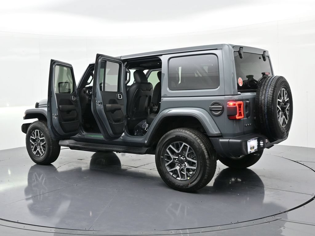 New 2026 Jeep Wrangler Unlimited Sahara AWD/4WD image 25