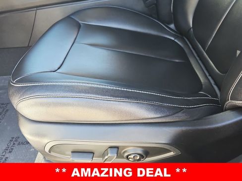 Used 2023 Jeep Grand Cherokee Limited image 30