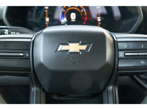 Used 2023 Chevrolet Colorado W/T RWD image 10