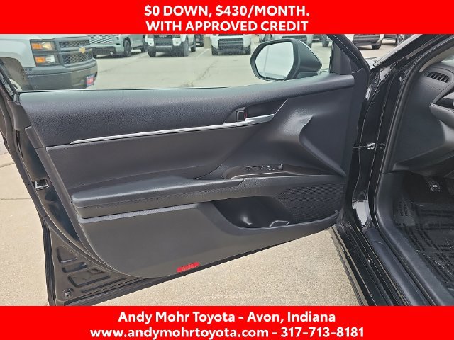 Used 2023 Toyota Camry SE FWD image 11