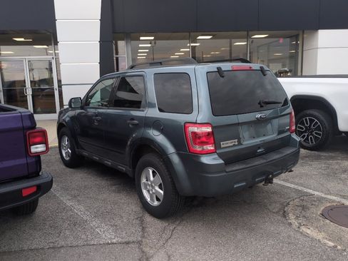 Used 2010 Ford Escape XLT image 8