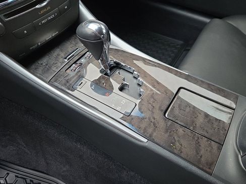 Used 2014 Lexus IS 250C image 14