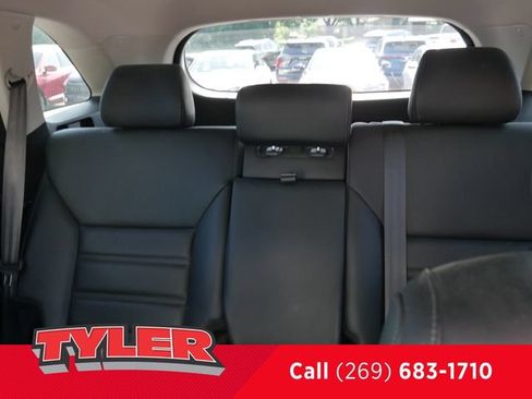 Used 2017 Kia Sorento FWD w/ LX Convenience Package image 38