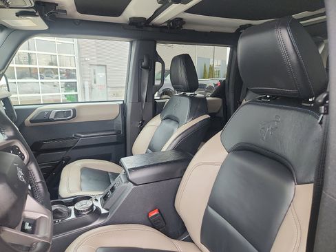 Used 2024 Ford Bronco Wildtrak image 22