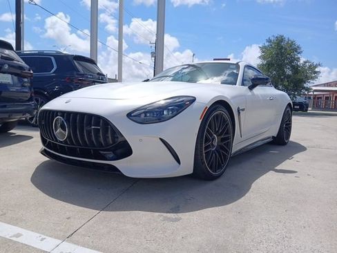 Used 2024 Mercedes-Benz AMG GT 55 image 3