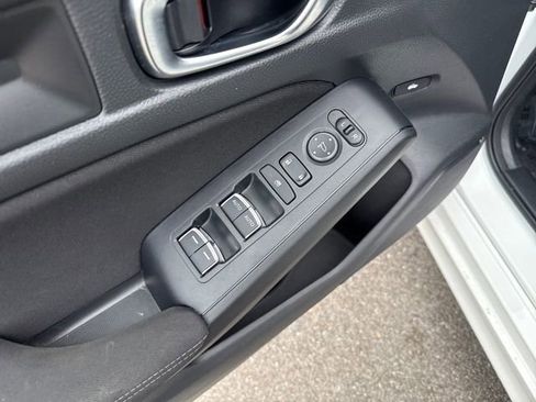 Used 2023 Honda Civic Sport image 10